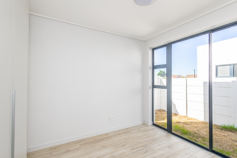 To Let 3 Bedroom Property for Rent in Le Coste Estate Western Cape